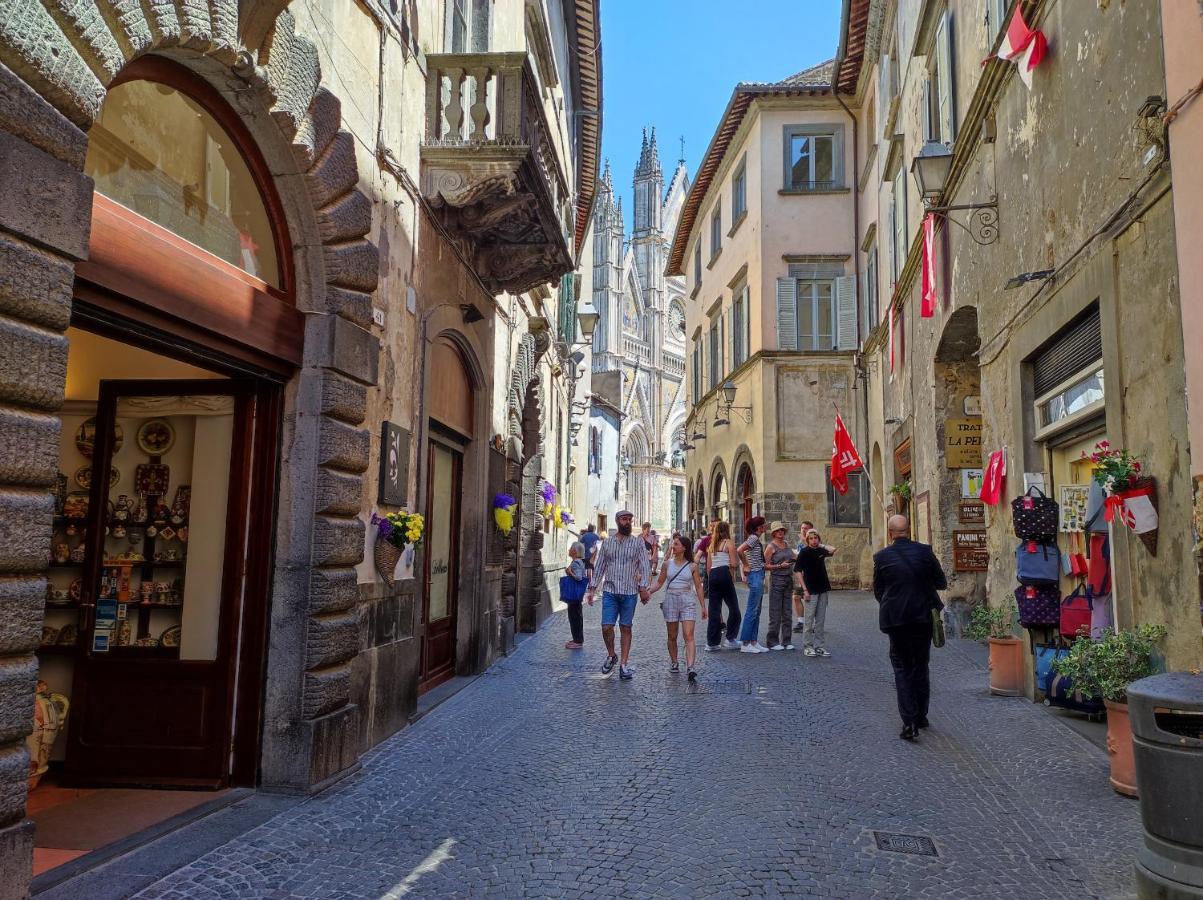 Elegante Loft A Orvieto Centro " Carvajal Rooms" Eksteriør billede